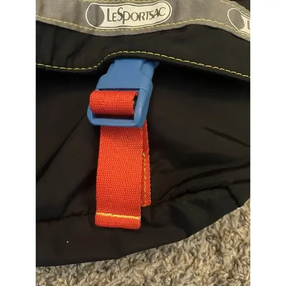 LeSportsac Large Messenger Bag/Gym Bag From Japan Preowned Black & Red Unisex